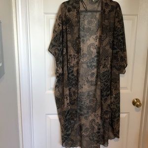 Multi color sheer duster